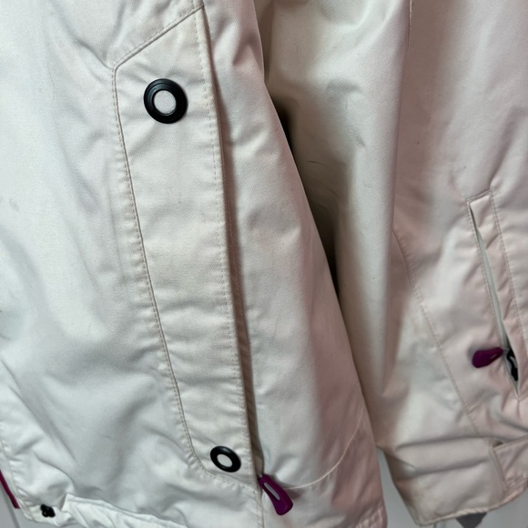 Mountain Hard Wear Woman’s DryQ ThermalQ Coat - Picture 8 of 8